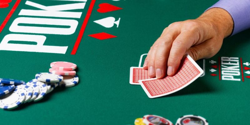 Cách chơi poker tại J88 cho người mới